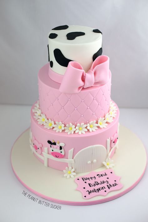 Pink Farm Theme Cake, Pink Cow Cake 1st Birthdays, Pink Farm Cake 2nd Birthday, Pink Cow Birthday Cake, Pink Barnyard Party Cake, Pink Barnyard Cake, La Vaca Lola Cake, Pink Barnyard Birthday Cake, Pink Farm Birthday Cake