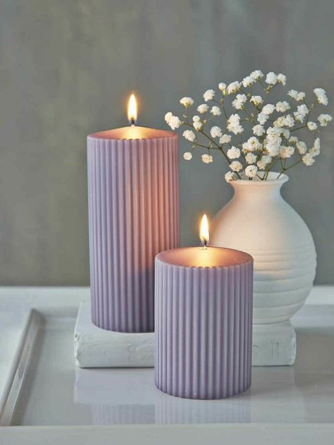 Purple Pillar Candles, Candle Photography Dark, Zoom Wallpaper, Lilac Candles, Blue Candle, Minimalist Candles, Purple Candles, Decorative Candles, Candles Photography