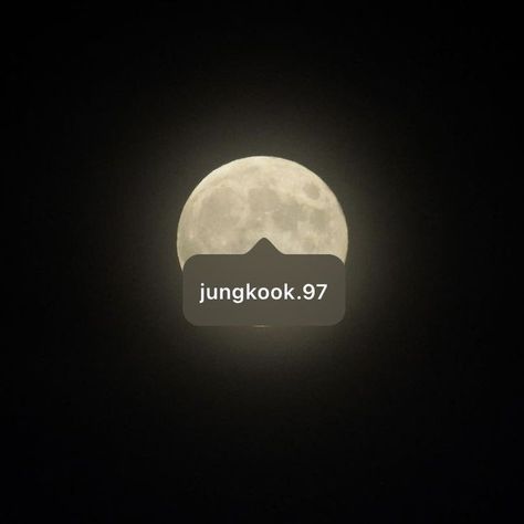 Ig Profile Pic, Ipad Stuff, You Are My Moon, Moon Icon, K Wallpaper, Jungkook Aesthetic, Brown Aesthetic, Jungkook Cute, Foto Jungkook