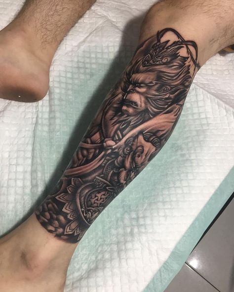 Monkey King Dragon Tattoo, Monkey Leg Tattoo, Monkey Tattoo Men, Wu Kong Tattoo, Monkey King Tattoo Design, Monkey King Tattoo, Japanese Cloud Tattoo, Japanese Warrior Tattoo, Monkey Tattoo