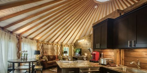 Yurt Living Interior Design, Yurt Kitchen, Pacific Yurts, Yurt Interior, Luxury Yurt, Bathroom Loft, Yurt Home, Yurt Living, Living Interior Design