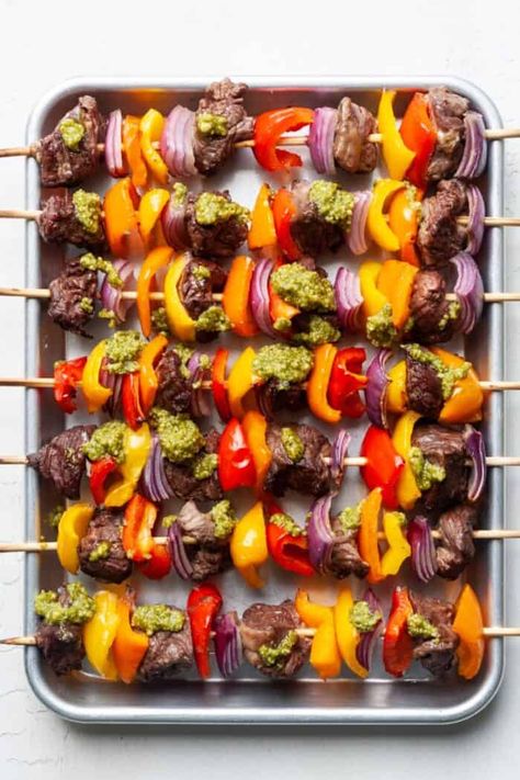 Beef Kabobs In Oven, Kabobs In Oven, Oven Kabobs, Oven Chicken Kabobs, Kabobs In The Oven, Oven Steak, Steak In Oven, Baked Steak, Steak Kabobs