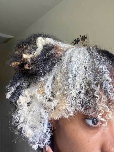 Platinum Afro, Blonde On 4c Hair, Platinum Blonde Afro, Bleached Afro, Bleached 4c Hair, Platinum Blonde 4c Natural Hair, Dyed Afro Hair 4c Blonde, Blonde Afro, 4b Hair