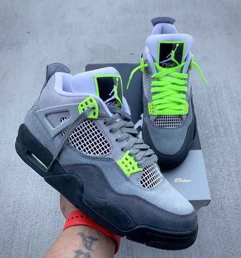 Jordan Addict on Instagram: “Lace Swap 🔑 Air Jordan 4 SE “Air Max 95 Neon” ▶️ March 21, 2020 | $225 #JordanAddict” Air Max 95 Neon, Shoes Wishlist, Neon Sneakers, Green Jordans, Nike Air Jordan 4 Retro, Nike Air Jordan 4, Nike Jordan Retro, Shoes Retro, Jordan 4 Retro