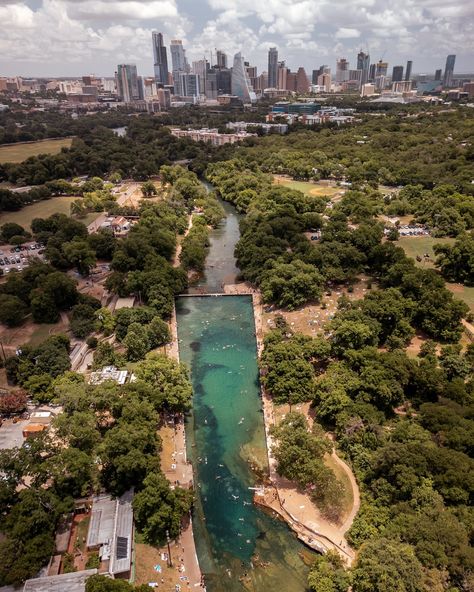 Your Ultimate Austin Guide 👇🏼 HOTELS IN AUSTIN - @hotelviata overlooking Texas Hill Country, a chill respite from city life - @citizenm downtown, budget friendly and central - @southcongresshotel and @austinmotel for hip South Congress vibes - @commodoreperryauberge the ultimate luxury retreat THINGS TO DO IN AUSTIN - Escape the heat at Barton Springs (photo 3) - See the spectacle of the Austin bat population from South Congress Bridge or sunset kayak - Get cultured at @blantonmuseum - Shop... Austin Texas Architecture, University Texas Austin, South Congress Austin, Austin Texas Photography, Austin Texas Travel, Austin Photography Locations, Sixth Street Austin Texas, Texas Travel Guide, Austin Travel