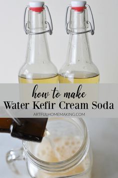 Water Kefir Cream Soda recipe. Learn how to make this healthy and delicious probiotic fermented drink! Cream Soda Recipe, Kefir Pancakes, Creme Soda, Kefir Benefits, Water Kefir Grains, Healthy Summer Drinks, Kefir Recipes, How To Make Water, Kefir Grains