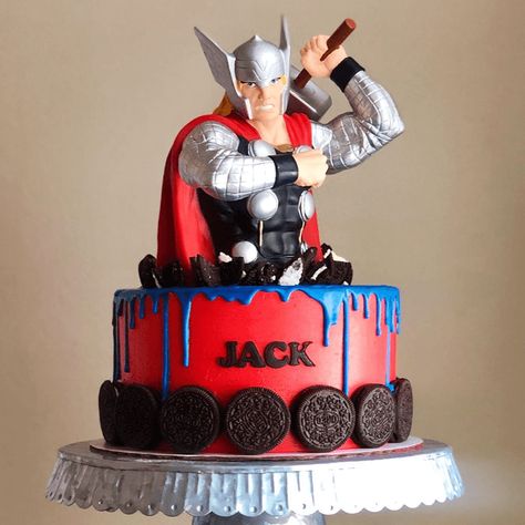 Thor Birthday Cake Ideas Images (Pictures) Thor Cake Ideas, Thor Birthday Cake, Thor Birthday Party, Thor Cake, Halo Cake, Thor Birthday, Cake Bday, Marvel Cake, Avenger Birthday Party