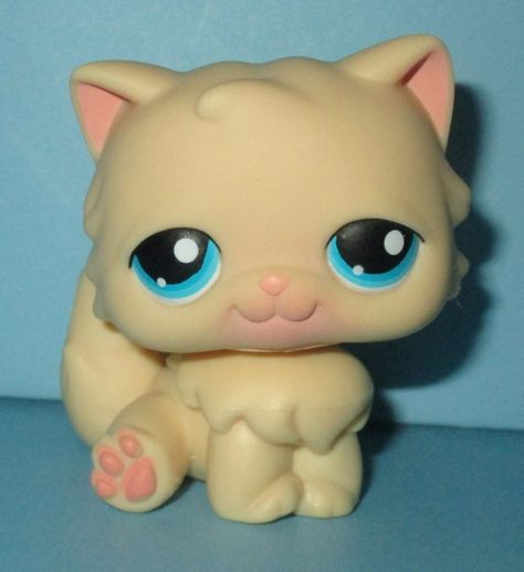 Old Lps, Cat Persian, Lps Popular, Lps Cats, Lps Toys, Spoiled Kids, Lps Pets, Little Pet Shop Toys, My Little Pony Twilight