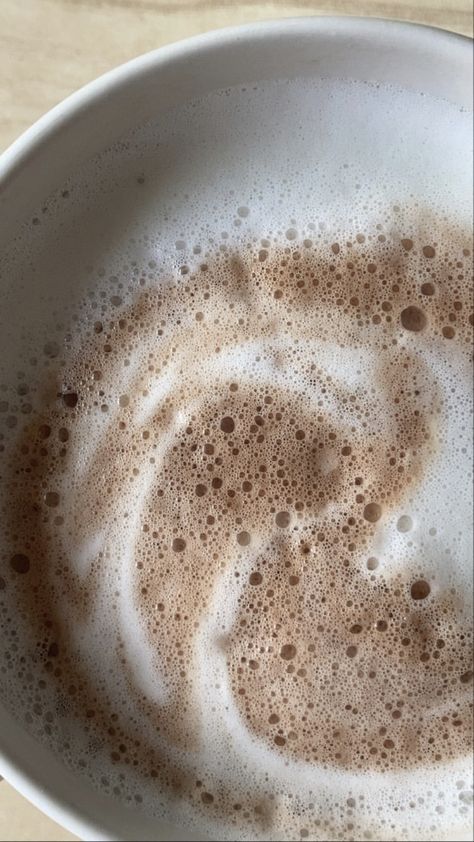 Cappuccino Aesthetic, Vanilla Cappuccino, Love And Other Words, Christina Lauren, S Letter, Coffee Obsession, Coffee Photos, Coffee Photography, Aesthetic Coffee