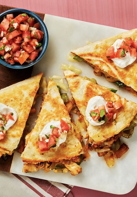 Chicken Pineapple Quesadilla, Pineapple Quesadilla, Chicken Pineapple, Gooey Butter Cake, Hello Fresh Recipes, Pineapple Chicken, Quesadilla Recipes, Chicken Quesadillas, Fresh Chicken