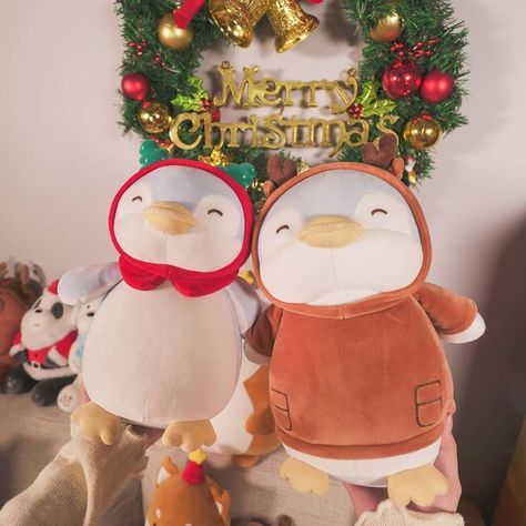 Plush toys bring joy to our hearts regardless of the occasion. So if you want your Christmas to be memorable, be sure to grab these penguin plush toys available at Miniso. You can give them to your little ones or as a present for yourself. Wishing you all a Merry Christmas! #minisoaustralia #minisolife #lifeisforfun #minisoproducts #penguin #penpen #plushtoys #christmas2021 Penguin From Miniso, Miniso Penguin, Australia Life, Penguin Plush, A Present, Christmas Penguin, Cute Plush, Plush Toy, Plush Toys