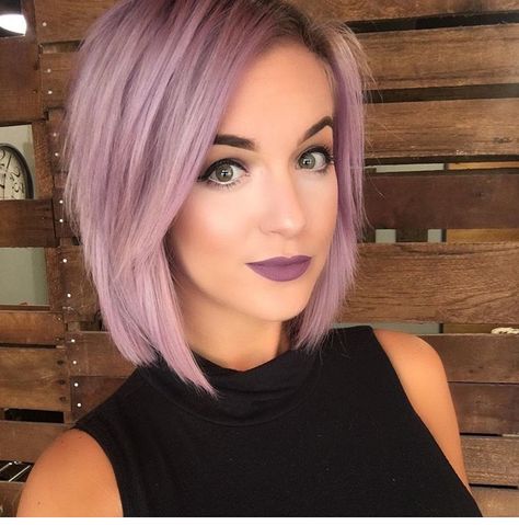 Lilac Hair Color, Edgy Bob, Cortes De Cabello, Hair Color Formulas, Lilac Hair, Lavender Hair, Julianne Hough, Hair Color Pink, Cute Hairstyles For Short Hair