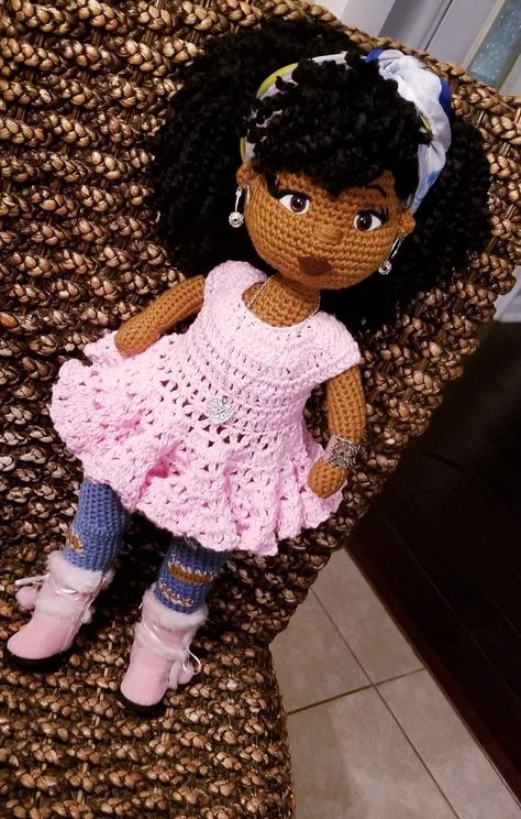 Doll Amigurumi Free Pattern, Crochet Doll Tutorial, Homemade Dolls, Crochet Dolls Free Patterns, Crochet Doll Clothes, Crochet Doll Pattern, Crochet Toys Patterns, Easy Crochet Patterns, Crochet For Beginners