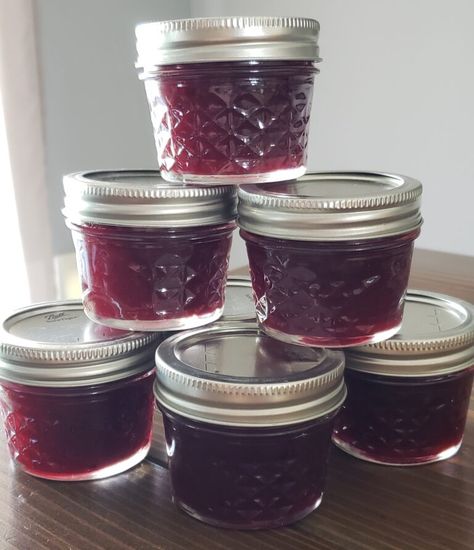 Hibiscus Jam Recipe, Hibiscus Jelly Recipe, Hibiscus Recipes Food, Hibiscus Tacos, Roselle Recipes, Hibiscus Jelly, Hibiscus Jam, Roselle Jam, Hibiscus Recipes