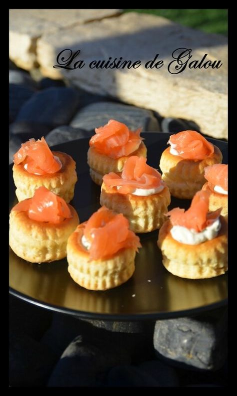 Mini Quiche, Party Food Appetizers, Chicken Dinner Recipes, Chicken Dinner, Mini Cheesecake, Sweet Recipes, Appetizer Recipes, Christmas Food, Food And Drink