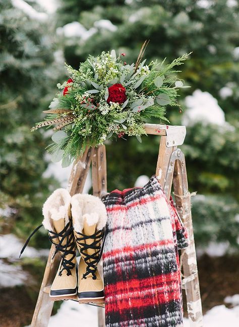 Christmas Tree Farm Wedding Inspiration - Inspired By This Christmas Tree Farm Wedding, Farm Wedding Ideas, Tree Farm Photo Shoot, Christmas Tree Farm Photo Shoot, Tree Farm Wedding, Christmas Trees Ideas, Christmas Tree Farm Photos, Christmas Lounge, Usa Christmas