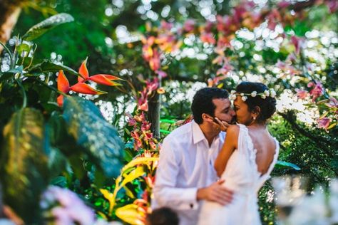 Tropical Brazilian Wedding in São Paulo Brazilian Wedding Traditions, Wedding Brazil, Brazil 2022, Brazilian Wedding, Brazil Carnival, Wedding Aisle, Three Words, Tropical Wedding, Junebug Weddings