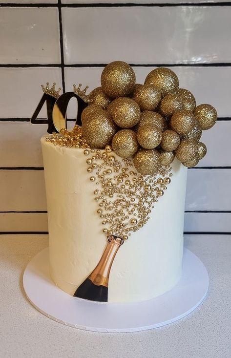 40th Birthday Cake For Women, Birthday Cake For Women, Cake For Women, Friends Birthday Cake, Wedding Shower Cakes, 40th Birthday Cake, Special Birthday Cakes, Gold Birthday Cake, 33rd Birthday