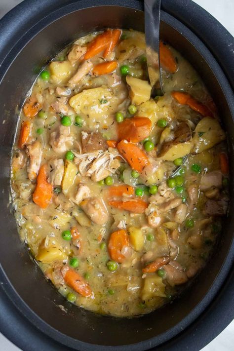 Chicken Stew Cozy Cook, Chicken Stew Recipe Easy Crockpot, Real Food Crockpot Recipes, Crock Pot Chicken Stew Slow Cooker, White Chicken Stew, November Crockpot Recipes, Nourishing Crockpot Meals, Low Fodmap Chicken Recipes Slow Cooker, Chicken And Carrot Soup