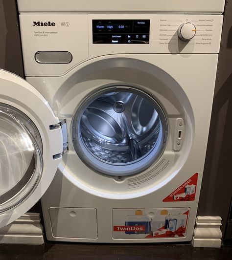 Miele W1 Washer and T1 Dryer Review / Rating (WWH860 & TWI180) - Appliance Buyer's Guide Miele Appliances, Vacuum Cleaners, Coffee Machines, Dishwashers, Buyers Guide, Energy Star, Washer And Dryer, The List, Washer