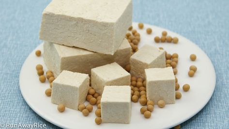 Fragrant and delicious, tofu is so easy to make at home with this simple 3-ingredient recipe. Talk about goodness that’s so much fresher and healthier than the store-bought versions. There are no preservatives or ingredients you can’t pronounce in this tofu. If you’re familiar with making Soy Milk, you’ll find this recipe to be a cinch! … What Is Tofu, Homemade Tofu, 3 Ingredient Recipes, Nut Milk Bag, Crispy Tofu, Protein Rich Foods, Bean Curd, Tofu Recipes, Eating Raw