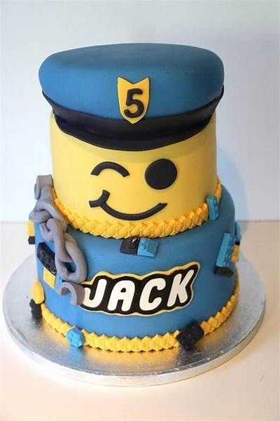 lego police cake - Yahoo Search Results Police Lego Cake, Lego City Party Ideas, Lego Police Birthday Cake, Lego Police Birthday Party, Lego City Cake, Lego City Cakes, Rescue Bots Cake, Policeman Cake, Lego City Birthday