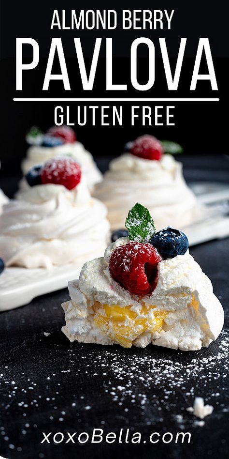 Pavlova With Lemon Curd, Easy Pavlova Recipe, Pavlova Roll, Easy Pavlova, Lemon Curd Pavlova, Delicate Desserts, Berry Pavlova, Berry Smoothies, Gourmet Gluten Free