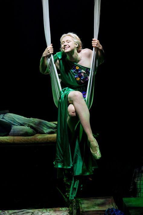 Gwendoline Christie, Oliver Chris, David Moorst and Hammed Animashaun lead the cast as Titania, Oberon, Puck and Bottom in Nicholas Hytner's production of A Midsummer Night's Dream in the Bridge Theatre's immersive format running to 31 August 2019. Gwendoline Christie Photoshoot, A Midsummer Night's Dream Aesthetic, Midsummer Nights Dream Aesthetic, Midsummer Wedding, Gwendolyn Christie, Culture Vulture, Giles Deacon, Gwendoline Christie, Greek Tragedy