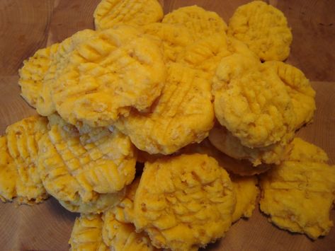 Imperial Cheese Cookies Cheese Rice, Spreadable Cheese, Cheddar Bay Biscuits, Cheese Cookies, Cheese Appetizers, Christmas Appetizers, High Cholesterol, Worcestershire Sauce, Cheese Recipes