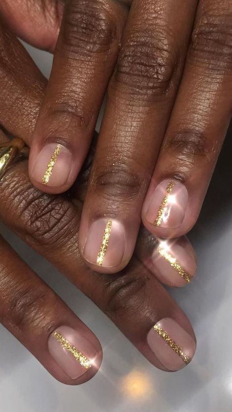 Nail Tricks, Rose Gold Nails Design, Mens Nails, Nagellack Trends, Gold Nail Designs, Polish Nails, Holiday Nail Designs, Pedicure Designs, Rose Gold Nails