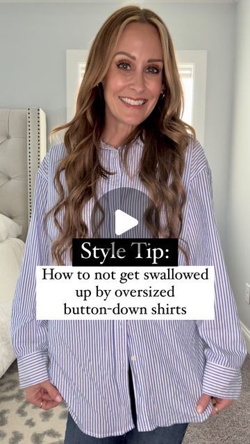 How To Wear A Bottom Up Shirt, How To Tug In Oversized Shirt, Styling A Mens Shirt For Women, How To Style A Mens Shirt For Women, Mens Dress Shirt Outfit For Women, Long Sleeve Button Up Shirt Outfit Women, Long Button Down Shirt Outfit, How To Wear An Oversized Button Up Shirt, Oversized Shirt With Belt