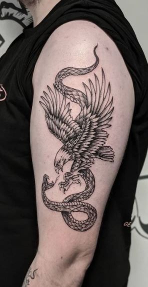 Eagle Snake Tattoo Design, Eagle Catching Snake Tattoo, Bird Snake Tattoo, Mexican Eagle And Snake Tattoo, Eagle Eating Snake Tattoo, Eagle And Snake Tattoo Traditional, Fineline Eagle Tattoo, Eagle Holding Snake Tattoo, Eagle Snake Tattoo Traditional