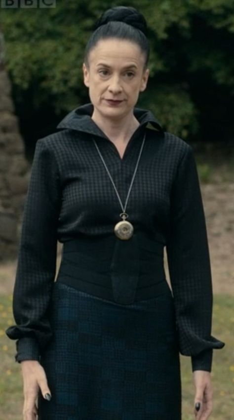 Raquel Cassidy Worst Witch, Worst Witch Miss Hardbroom, Hecate Hardbroom, Raquel Cassidy, The Worst Witch, Modern Fashion, Witch, Actresses, Actors