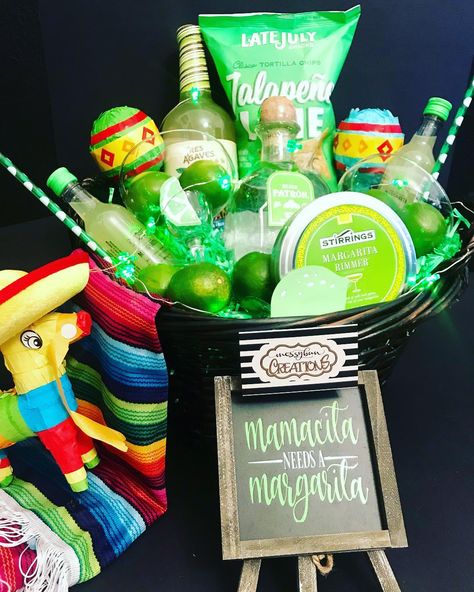 Margarita Basket Ideas For Raffle, Diy Margarita Gift Basket, Margarita Raffle Basket Ideas, Margarita Basket Ideas, Margarita Gift Basket Ideas, Margarita Basket, Margarita Gift Basket, Liquor Bags, Bingo Fundraiser