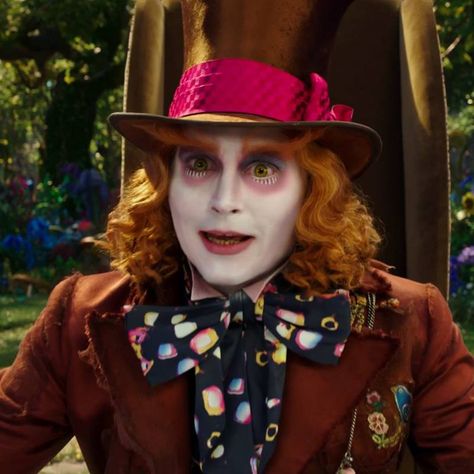 Tarrant Hightopp, Johnny Depp Mad Hatter, Barnabas Collins, Gellert Grindelwald, Johnny Depp Movies, Eleanor Tomlinson, Sweeney Todd, Were All Mad Here, Cosplay Diy