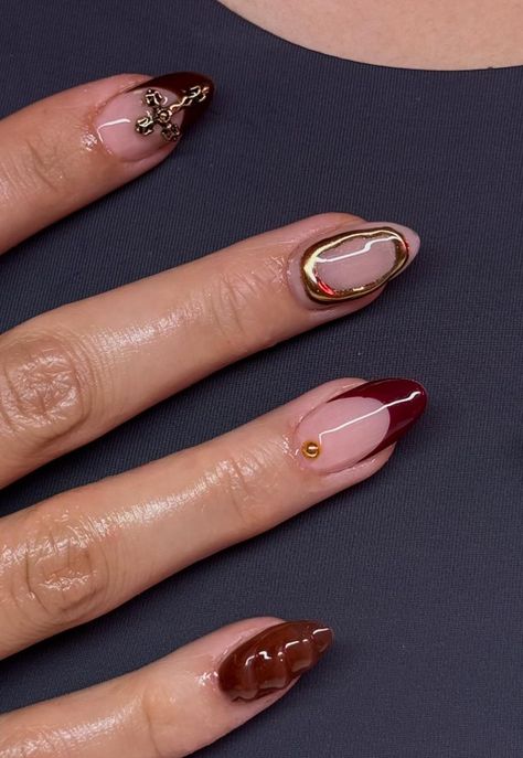 Marron Nails, September Nails Art, Fall Almond Nails, Nail Picking, Brown Nails Design, Maroon Nails, Sunflower Nails, September Nails, Nail Jewels