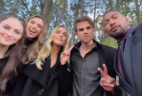 Charles Michael Davis, Freya Mikaelson, Danielle Rose Russell, Nathaniel Buzolic, The Mikaelsons, The Originals 3, Vampire Diaries Movie, Originals Cast, Claire Holt