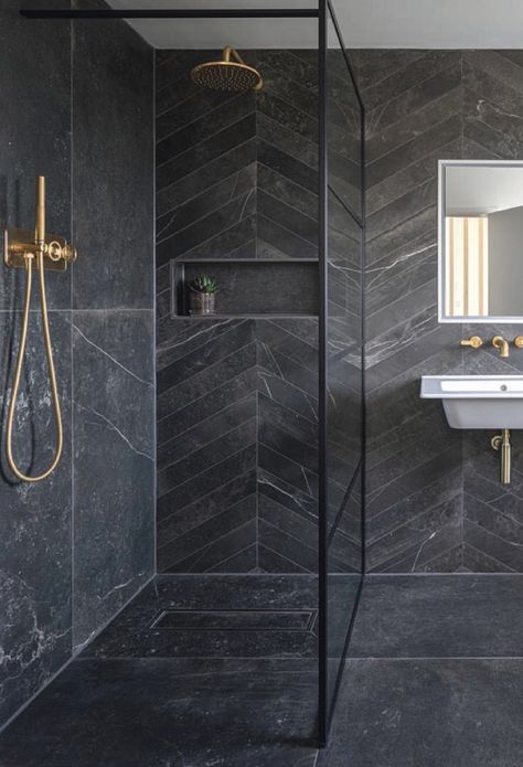 Black Tile Bathrooms, Mandarin Stone, Wet Room, Bathroom Design Inspiration, Big Bathrooms, Bathroom Inspiration Decor, Bathroom Trends, Modern Bathroom Decor, Bathroom Design Luxury