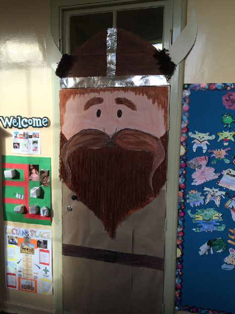 Viking Door classroom display photo - Photo gallery - SparkleBox Vikings Ks2, Vikings For Kids, Viking Door, Door Classroom, Sparkle Box, Vikings Game, Class Displays, School Displays, Classroom Organisation