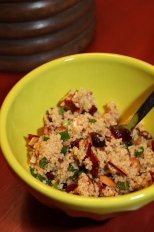 Cranberry Couscous Salad with mint, craisins, cinnamon. It is SO very good. Cranberry Couscous, Craisins Recipes, Grad Party Food, Couscous Salad Recipes, Almond Chicken, Couscous Salad, Summer Cooking, Cranberry Recipes, Batch Cooking