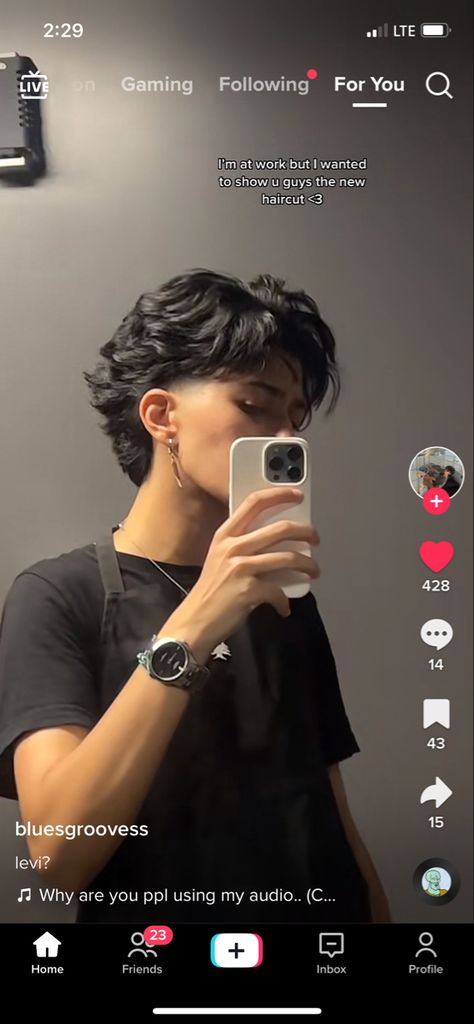 Tapered Wolf Cut Men, Middle Part Mullet Men Straight Hair, Low Taper Middle Part Flow, Dream Flow Hair Men, Bad Boy Haircut, Low Taper Middle Part, Long Modern Mullet, Skater Haircut, Edgar Cut Hair