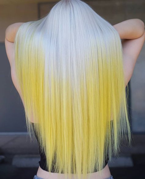 YELLOW 💛 by @maggiemh, using @schwarzkopfusa & @brazilianbondbuilder #b3 for the platinum and @joico for the… Pastel Hair Short, Pastel Lavender Hair, Hair Long Straight, Exotic Hair, Hair Caramel, Blush Hair, Pastel Blue Hair, Yellow Hair Color, Yellow Highlights