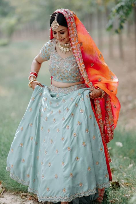 Indian Bridesmaid Outfits, Light Blue Lehenga, Orange Dupatta, Combination Dresses, Indian Wedding Bride, Latest Bridal Lehenga, Indian Wedding Fashion, Indian Outfits Lehenga, Wedding Lehenga Designs