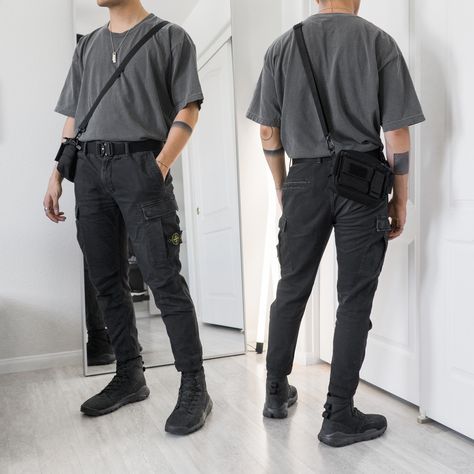 Modern Rockstar Outfit Men, Simple Techwear, Utilitarian Fashion, Shirts Mens Fashion, Techwear Men, Cargo Pants Style, Outfit Challenge, Mens Casual Dress Outfits, Boxing T Shirts