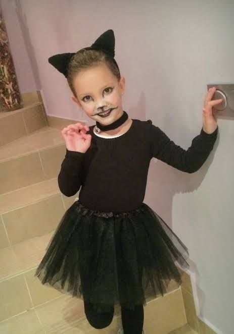 Black Cat Costume For Kids, Toddler Cat Costume, Football Halloween Costume, Cat Girl Costume, Cat Costume Kids, Halloween Makeup For Kids, Cat Costume Diy, Kat Diy, Halloween Costume Toddler Girl