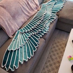 Crochet Wings Shawl, Wing Shawl Crochet Pattern, Wing Crochet Pattern, Crochet Bat Wings, Crochet Plant Hangers, Wing Crochet, Wing Shawl, Wings Tutorial, Crafty Intentions