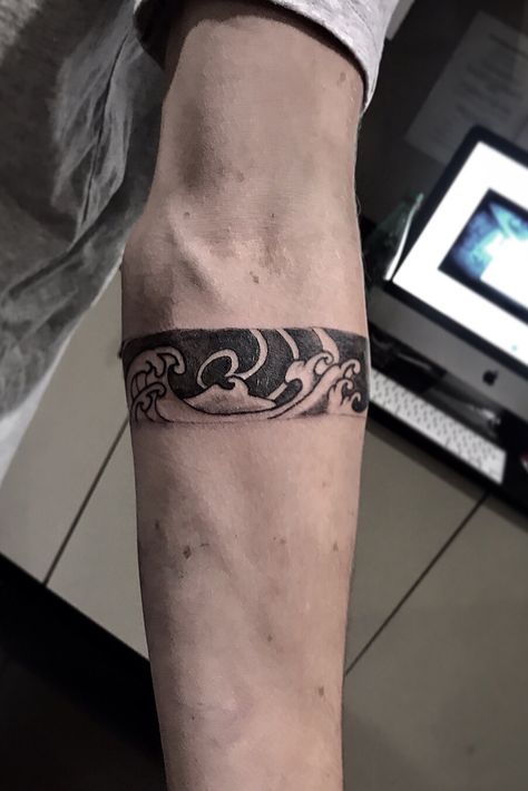 Japanese Wave Arm Band Tattoo, Wave Tattoo Bracelet, Ocean Wave Band Tattoo, Wave Arm Band Tattoo, Arm Band Tattoo Waves, Wave Armband Tattoo, Japanese Arm Band Tattoos For Men, Japanese Wave Tattoos, Wrist Band Tattoo