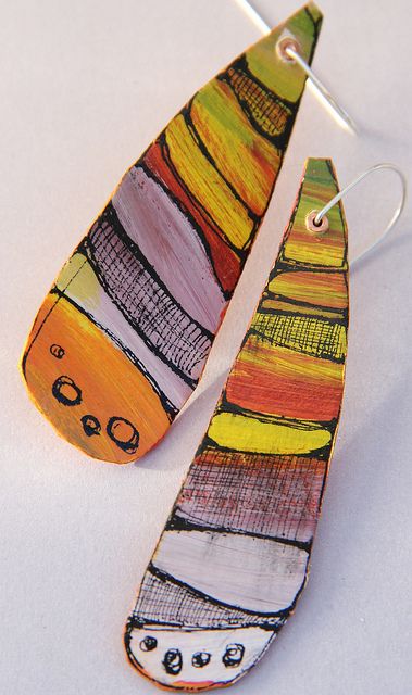 Polymer Clay Kunst, Enameling Jewelry, Shrink Plastic Jewelry, Polymer Inspiration, Mixed Media Jewelry, Polymer Earrings, Painted Artwork, Paper Earrings, Earrings Art