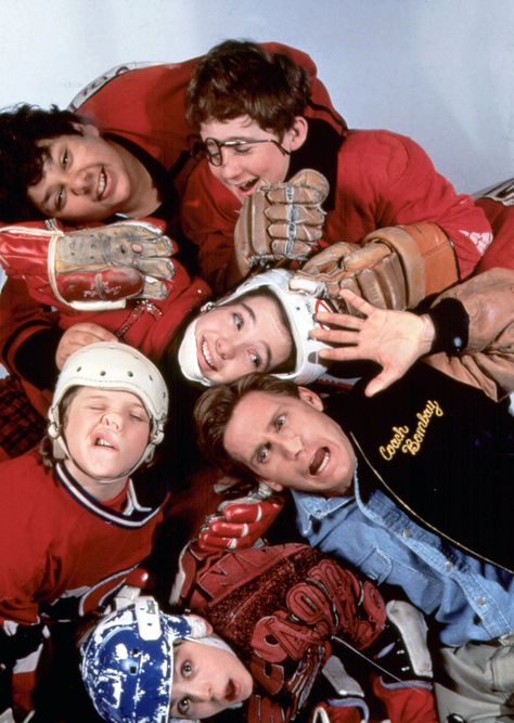 Garette Ratliff Henson, D2 The Mighty Ducks, Charlie Conway, The Mighty Ducks, 90s Films, Emilio Estevez, Duck Pictures, Duck Wallpaper, Duck Photo