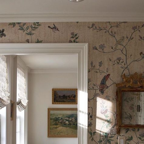 Carley Page Summers on Instagram: "So excited to finally share this project we have been working on! These clients and this house have been an absolute dream. We were able to create something so unique and special for this family 🤍 this entry is what dreams are made of ✨" Wallpaper Entry, Carley Page, New Classic Interior, Downstairs Hallway, Bridge House, Romantic Interior, Timeless Interiors, Entryway Hallway, Bedroom Goals